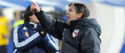 Lacatus nu a plecat SINGUR de la Steaua! Vezi mesajul OFICIAL catre jucatori si fani de pe site-ul Stelei!_2