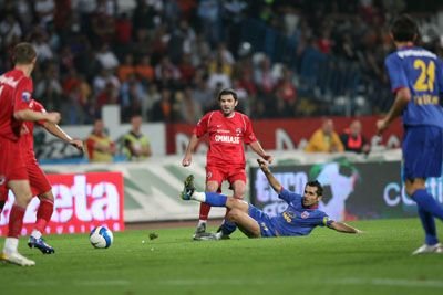 A fost la Steaua, Dinamo si Rapid, a inscris GOLURI IMPOSIBILE si s-a retras pentru ca ERA MAI BUN decat colegii sai! Citeste o poveste incredibila!