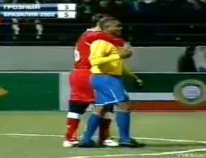 Au vrut un super amical la Groznai cu nationala Braziliei care a luat mondialul din 2002! Vezi cu ce jucatori s-au trezit pe teren_3