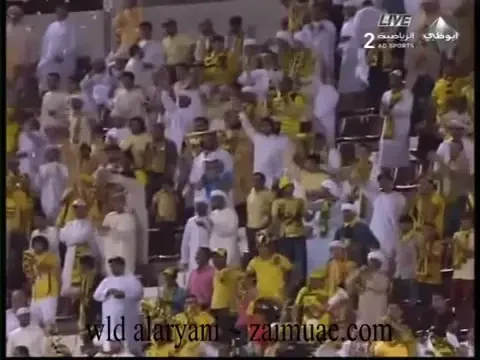 Cel mai BRUTAL mod de a intrerupe o bucurie: golul din KICK-OFF care il lasa masca pe portar!