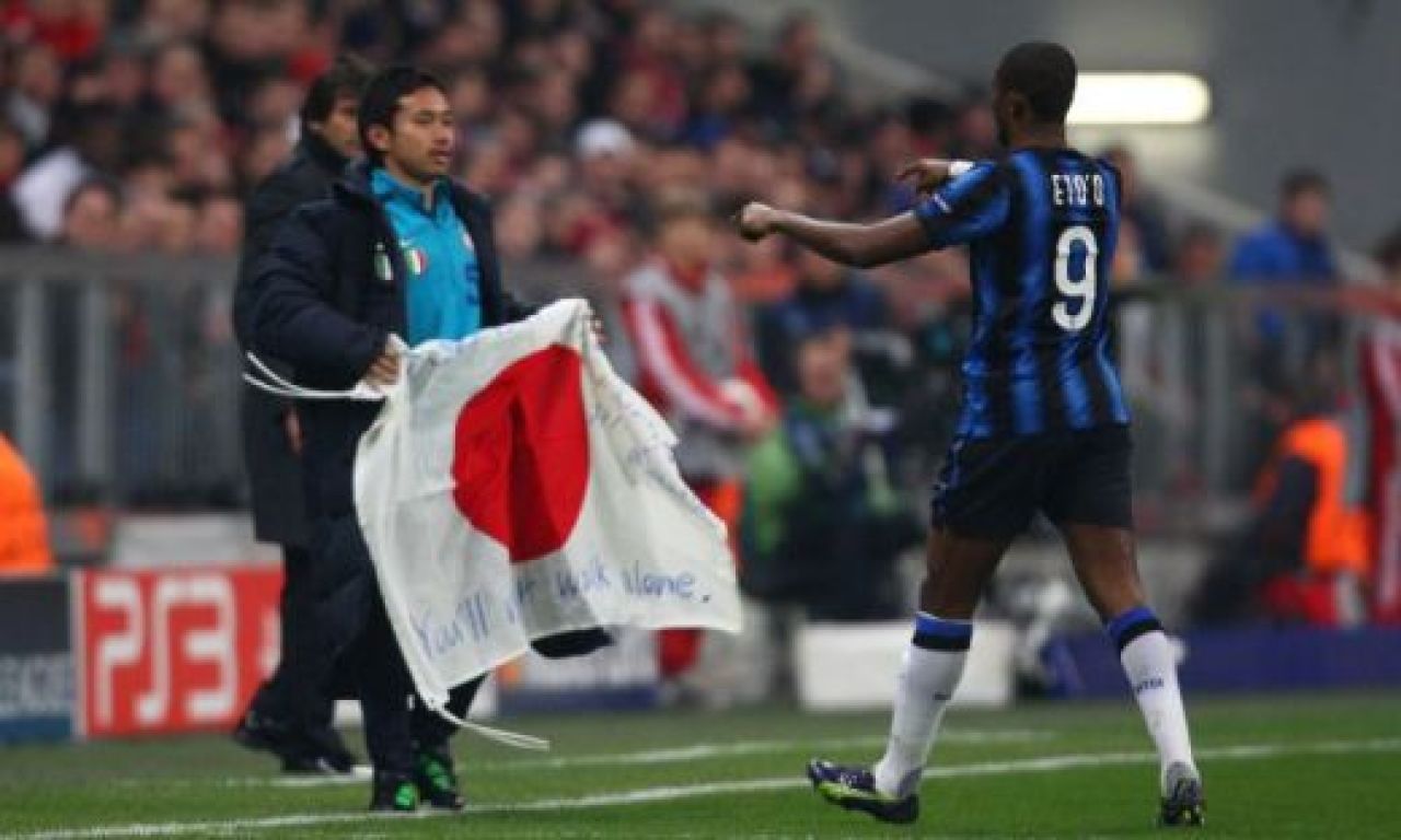 Gest emotionant! Eto'o le-a dedicat golul japonezilor! Vezi ce mesaj a scris pe steagul Japoniei!_8