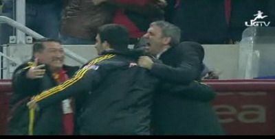 Faza serii la Galata - Fener: Hagi s-a accidentat la gol! Turcii pariaza ca va fi indisponibil la urmatorul meci :)_2