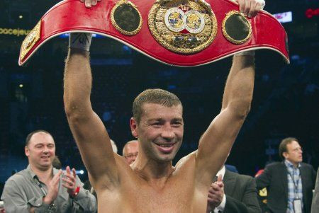 VIDEO Bute ramane campion mondial: l-a pulverizat pe Magee! Vezi pe cine vrea in meciul urmator!_4