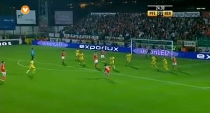 VIDEO Gol FABULOS in Portugalia! El e jucatorul care da goluri ca Barcelona!
