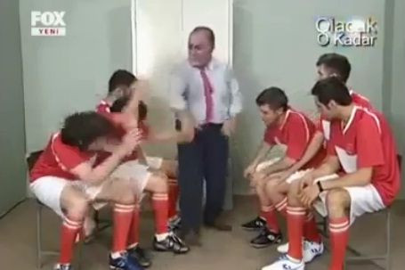 S-a descoperit motivul pentru care Hagi nu a reusit la Galatasaray! UITE cum trebuia sa trateze vedetele! :)