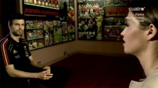 VIDEO / Pique intr-un interviu cu Sara Carbonero: Cantareata mea favorita este Shakira si melodia mea preferata, Waka- waka!