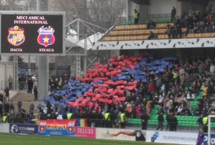 SUPER FOTO! Mesajul SPECIAL al moldovenilor pentru Gigi Becali:_3
