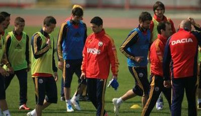 SCANDAL inainte de Bosnia - Romania! FRF a depus plangere la UEFA: ce probleme au avut cu arbitrii meciului