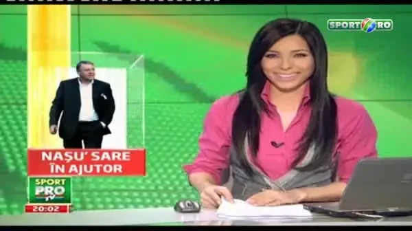 SUPER VIDEO Mircea Sandu a fost DOREL pentru o zi! Vezi cum s-a chinuit sa scoata o masina din SANT!