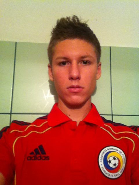 El este stelistul cu CEL MAI FRUMOS gol din 2011 - Va da probe la Barcelona!_6