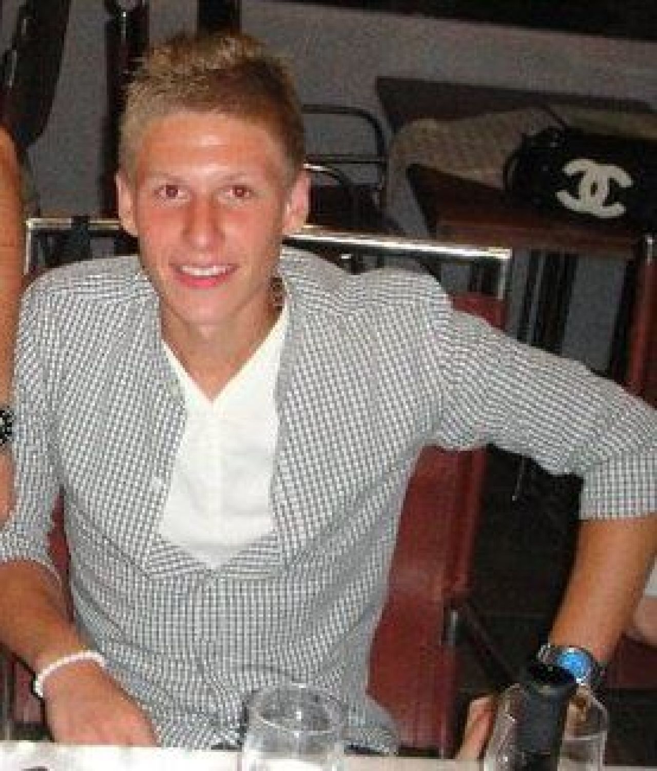 El este stelistul cu CEL MAI FRUMOS gol din 2011 - Va da probe la Barcelona!_21