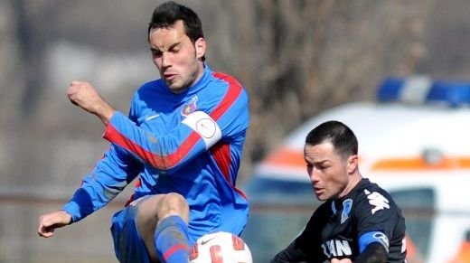 Dezvaluiri SOCANTE! Si-a dat demisia de la Steaua dupa ce era sa se BATA cu jucatorii in vestiar!