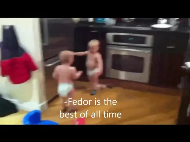 VIDEO: Cel mai tare dialog intre BEBELUSI! Vezi cat de serioasa e cearta si ce replici BESTIALE isi dau :))