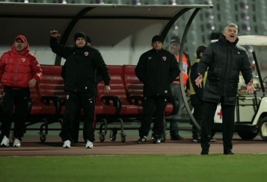Andone a facut urat dupa meci! Vezi pe cine a dat vina pentru esecul de la Cluj!