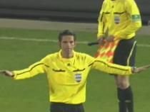 Fanii au incercat sa-si salveze echipa! Un nou caz 'bricheta' loveste in Germania: arbitrul a intrerupt meciul in minutul 89!_4