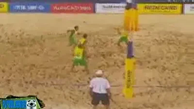 Ce face Romario se numeste DIVING VOLLEY! Faza care a uimit lumea la Mondialul de tenis pe plaja!