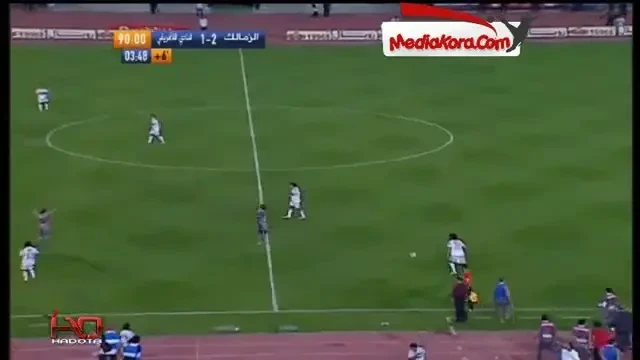 REVOLUTIA din Cairo a distrus fotbalul! Fanii lui Zamalek au intrerupt meciul suparati ca arbitrul nu a validat un gol!
