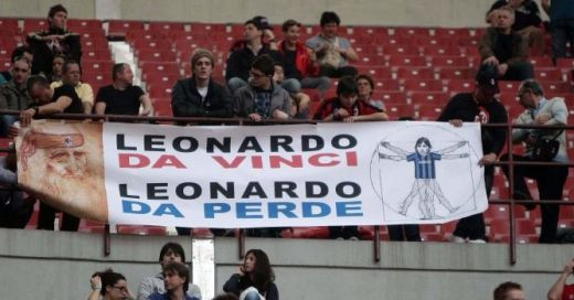FOTO: Fanii lui Milan l-au 'muscat' pe Leonardo! Chivu, cel mai criticat jucator dupa Milan 3-0 Inter:_7