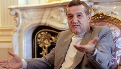 Scenariul prin care Moraes ajunge GRATIS in Ghencea: Padureanu nu vede nimic, a fost tare in gura!
