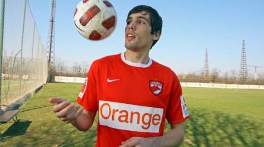 Fuga din cantonamentul Craiovei, scenariu de film? Cum poate ramane Dinamo fara Gaman si Barboianu: