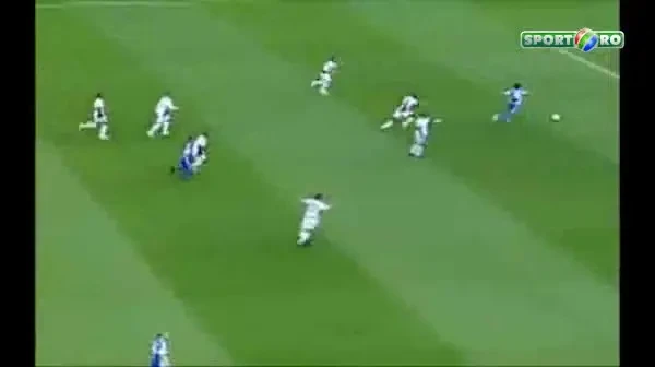 SOCANT! Un gest ce poate fi pedepsit cu 1000 de bice! Colegul lui Radoi a inflamat lumea araba!