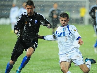 AZI 19.30 U Craiova - Pandurii Tg Jiu! Oltenii se imping intre ei spre Liga a 2-a