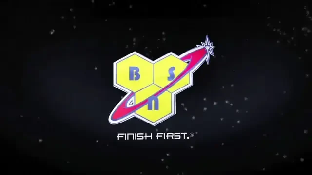 A fost data afara pentru ca a venit BEATA la o gala! Vezi o fata de ring careia ii PLACE viata