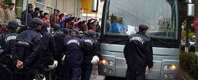 U Cluj - CFR, cel mai SANGEROS derby: suporterii clujeni au batut 7 jucatori si au bagat in spital un jandarm!_1