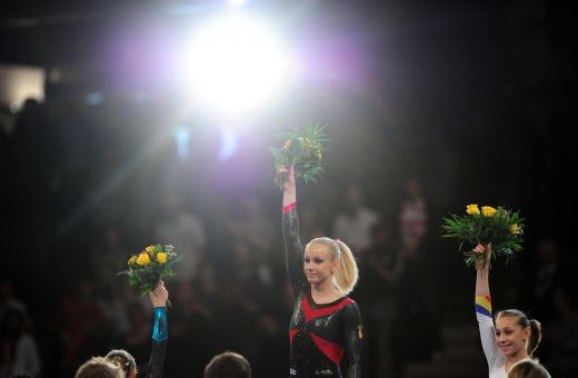 ACUM LIVE VIDEO Sosirea campionilor de la gimnastica!