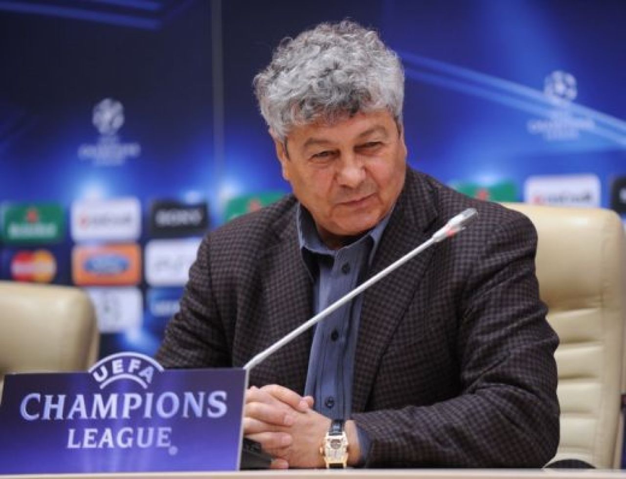 Barcelona il scoate din MINTI! Mircea Lucescu a facut scandal la conferinta oficiala! Si-a facut PRAF translatorul!_4