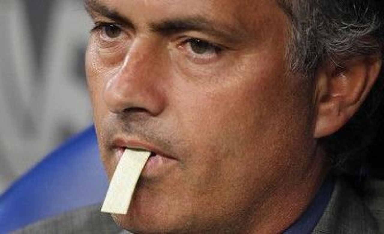 Vezi cate meciuri mai ramane pe banca Mourinho la Real Madrid!_2