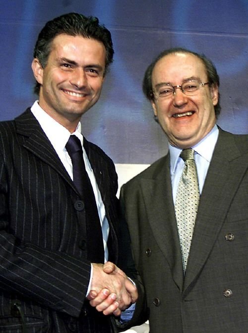 Vezi cate meciuri mai ramane pe banca Mourinho la Real Madrid!_3