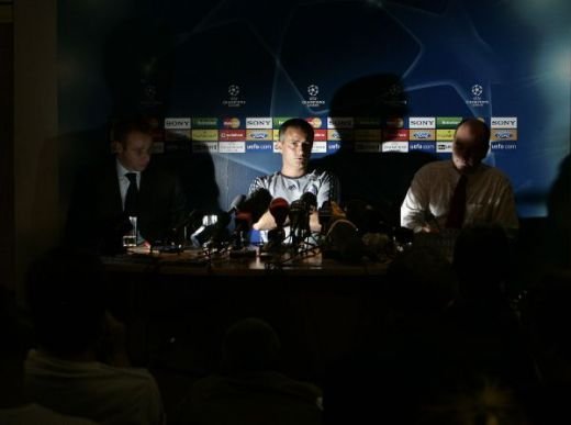 Vezi cate meciuri mai ramane pe banca Mourinho la Real Madrid!_6