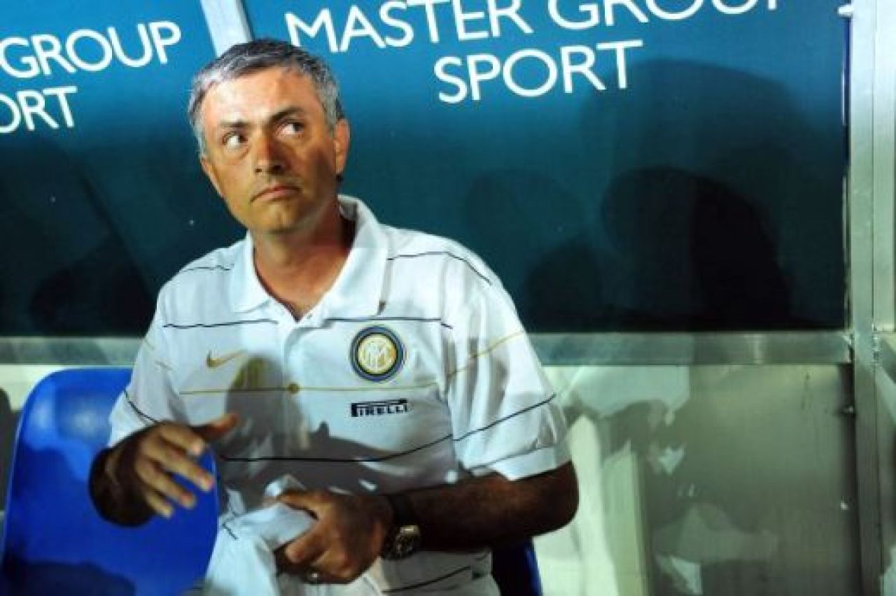 Vezi cate meciuri mai ramane pe banca Mourinho la Real Madrid!_11