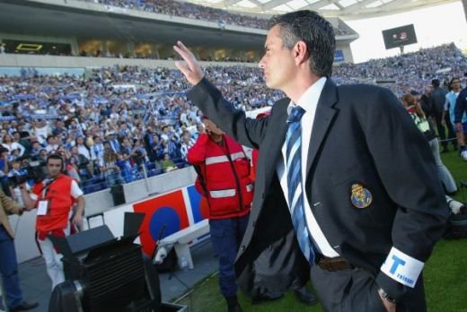 Vezi cate meciuri mai ramane pe banca Mourinho la Real Madrid!_14