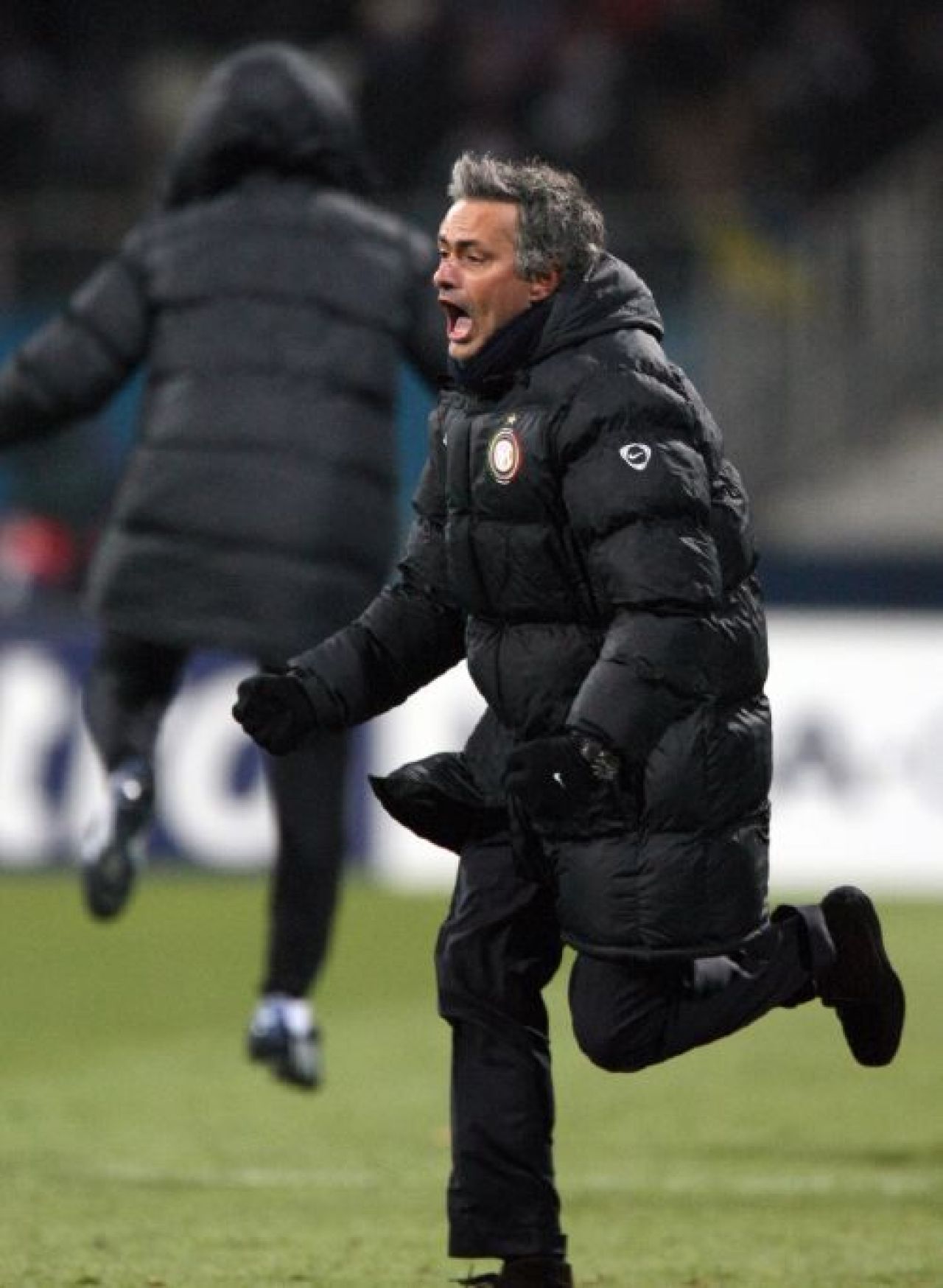 Vezi cate meciuri mai ramane pe banca Mourinho la Real Madrid!_17