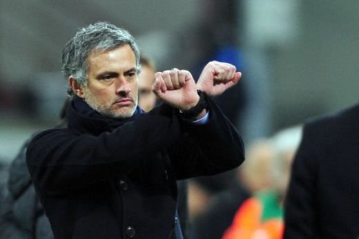 Vezi cate meciuri mai ramane pe banca Mourinho la Real Madrid!_19