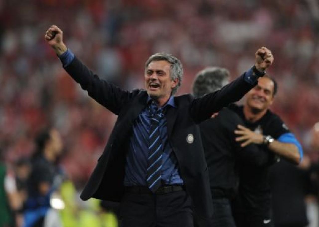 Vezi cate meciuri mai ramane pe banca Mourinho la Real Madrid!_24