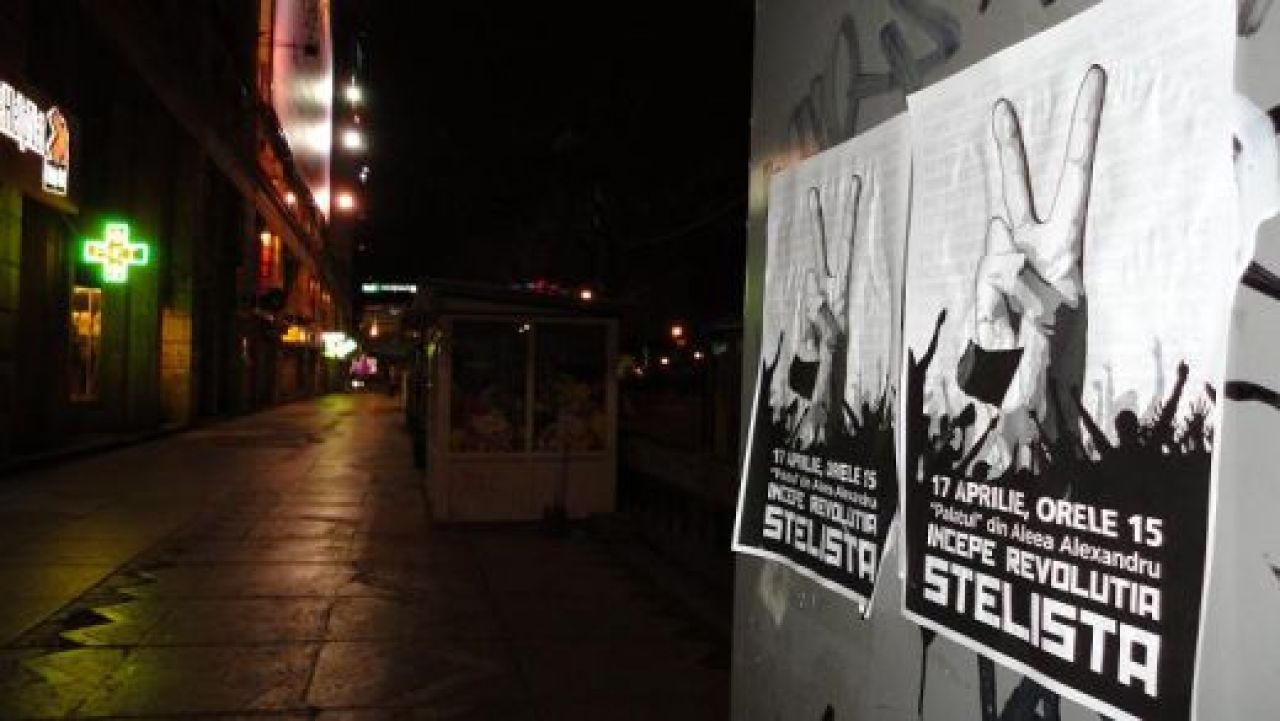Protest fara precedent! Fanii Stelei au umplut Bucurestiul cu postere anti-Becali! FOTO:_6