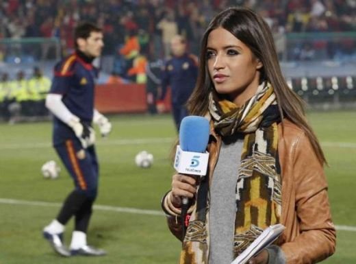 El Clasico se joaca si la feminin! Care echipa are iubite mai frumoase?_2