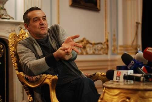 Becali isi cere iertare! Ce excursie are de gand sa faca dupa mitingul fanilor Stelei: