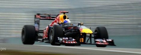 Cine il mai opreste pe Vettel? Pilotul de la Red Bull pleaca din pole-position in MP al Chinei!