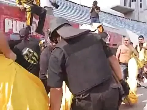 Sute de ore de munca, 33.500 de dolari si o imagine UNICA in lume! Cum arata cel mai mare banner din istorie: