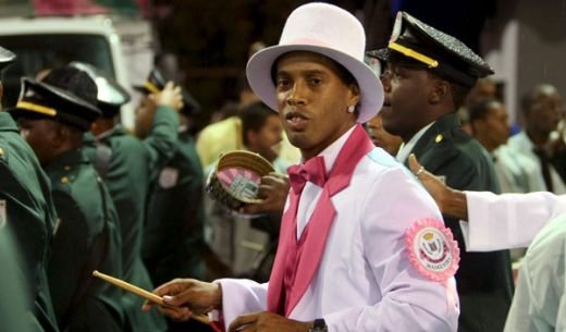 Ronaldinho da lovitura de start in El Cl4sico! Mesaj de la "Dinho" pentru Messi si Guardiola! Ce poate fi mai tare decat 5-0 din tur: