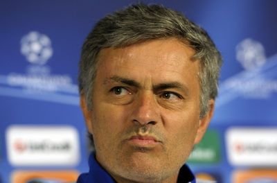Atac devastator: Mourinho este un antrenor de titluri, nu de fotbal! Vezi ce legenda a Barcei da in portughez: