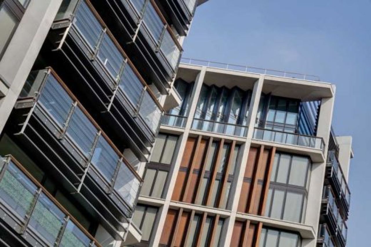 FOTO! Patronul lui Lucescu l-a facut PRAF pe Abramovic! In loc sa-si faca echipa de 5 stele si-a luat apartament de 200 de milioane de euro in Londra!_11