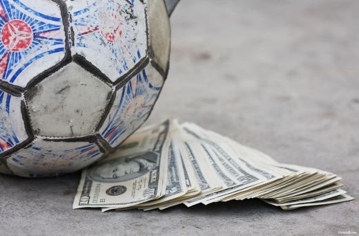 Doi romani au pus umarul pentru construirea unui club de trei ori mai valoros decat Steaua! Boom in prima liga din Spania: