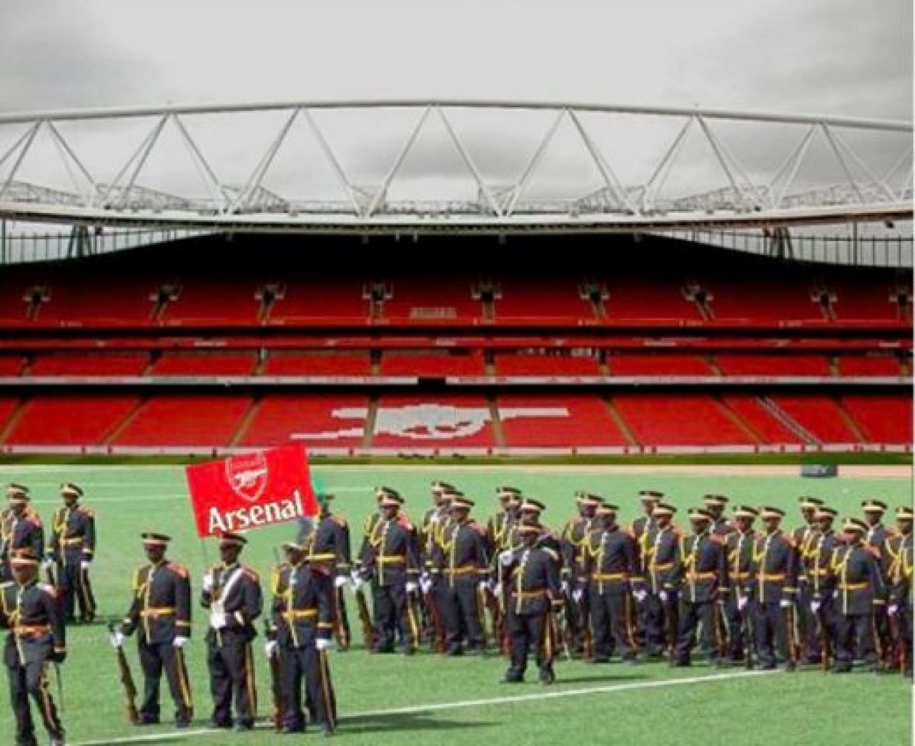 Walcott s-a ingrasat 50 de kg! Super imagini: Cum se va schimba Arsenal dupa venirea patronului american!_11
