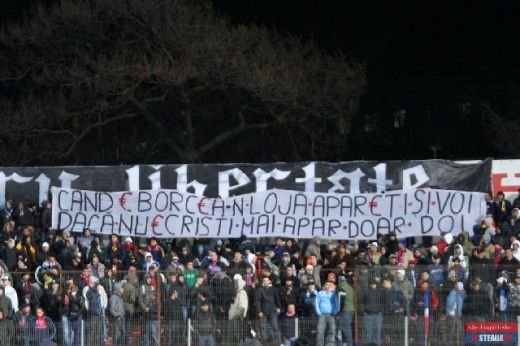 Mesaje subtile, ironice sau socante! Ultrasii au ridicat derby-ul la rang de ARTA! TOP 30 cele mai tari coregrafii din istorie:_17