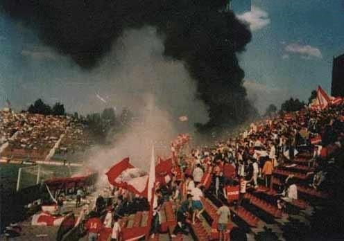 Mesaje subtile, ironice sau socante! Ultrasii au ridicat derby-ul la rang de ARTA! TOP 30 cele mai tari coregrafii din istorie:_22